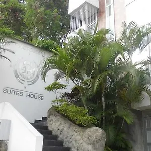 3* Apartahotel House Juanambu