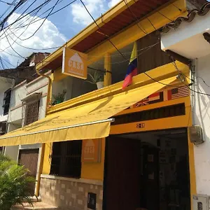  Hostal Casa Amarilla